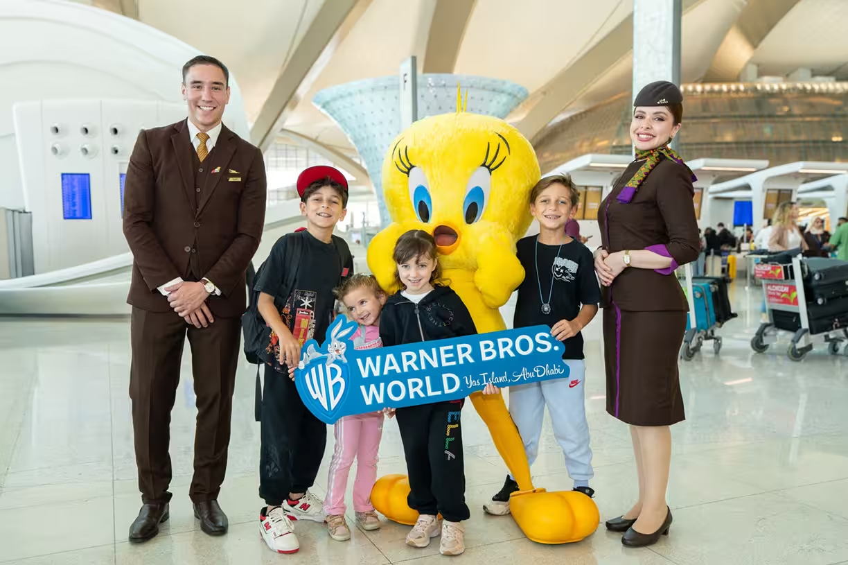 Warner Bros. World™ Yas Island, Abu Dhabi And Etihad Airways Surprise Families Ahead Of Eid Al Adha And Summer Travel Season